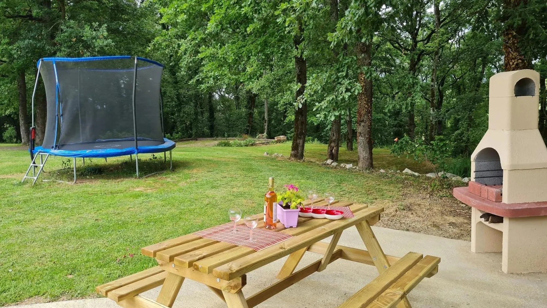 Appartement Spacieux Avec Piscine Partagee A Maurens 120 M² 0*, Maurens (Gers)