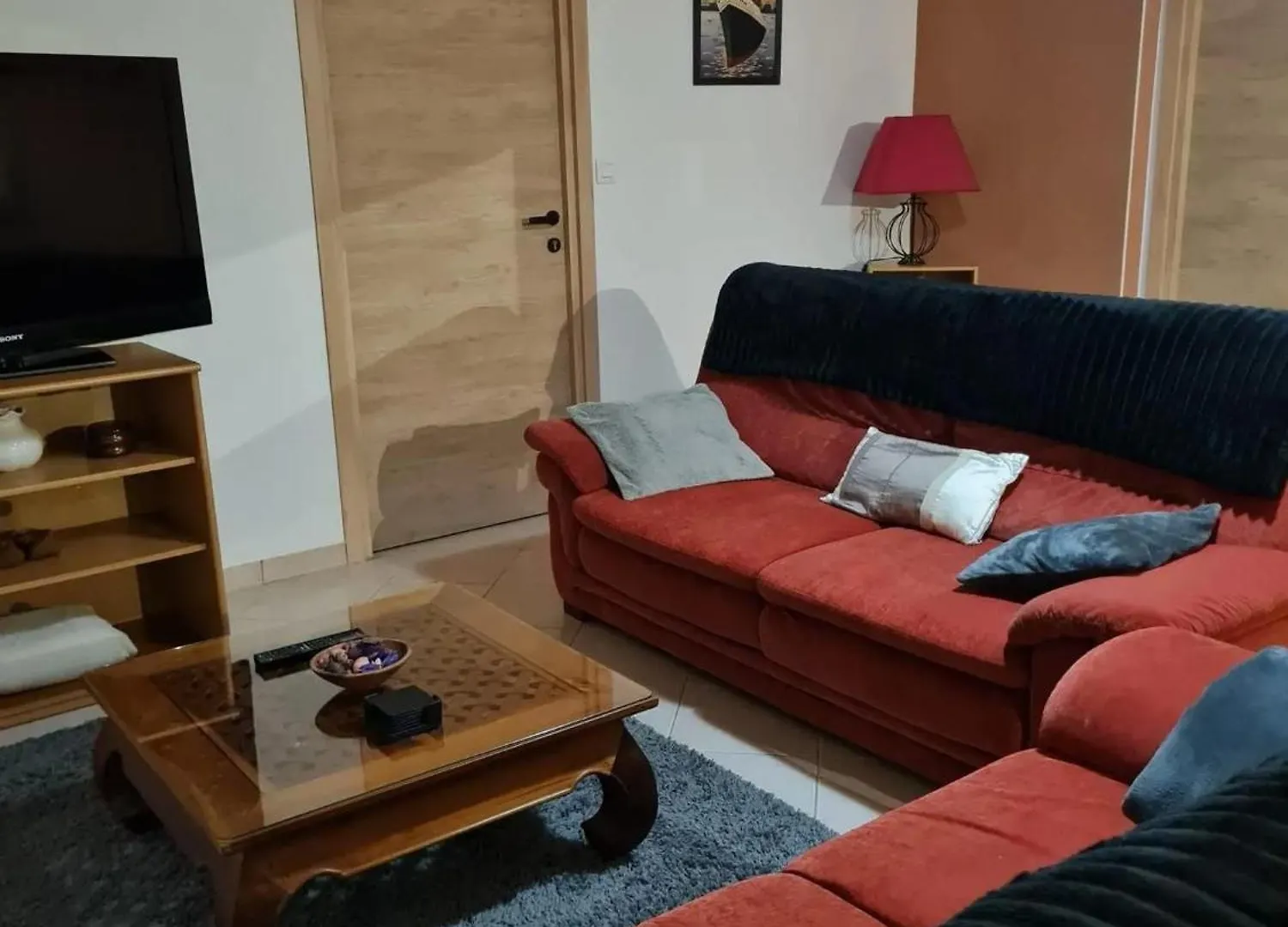 Appartement Spacieux Avec Piscine Partagee A Maurens 120 M² 아파트